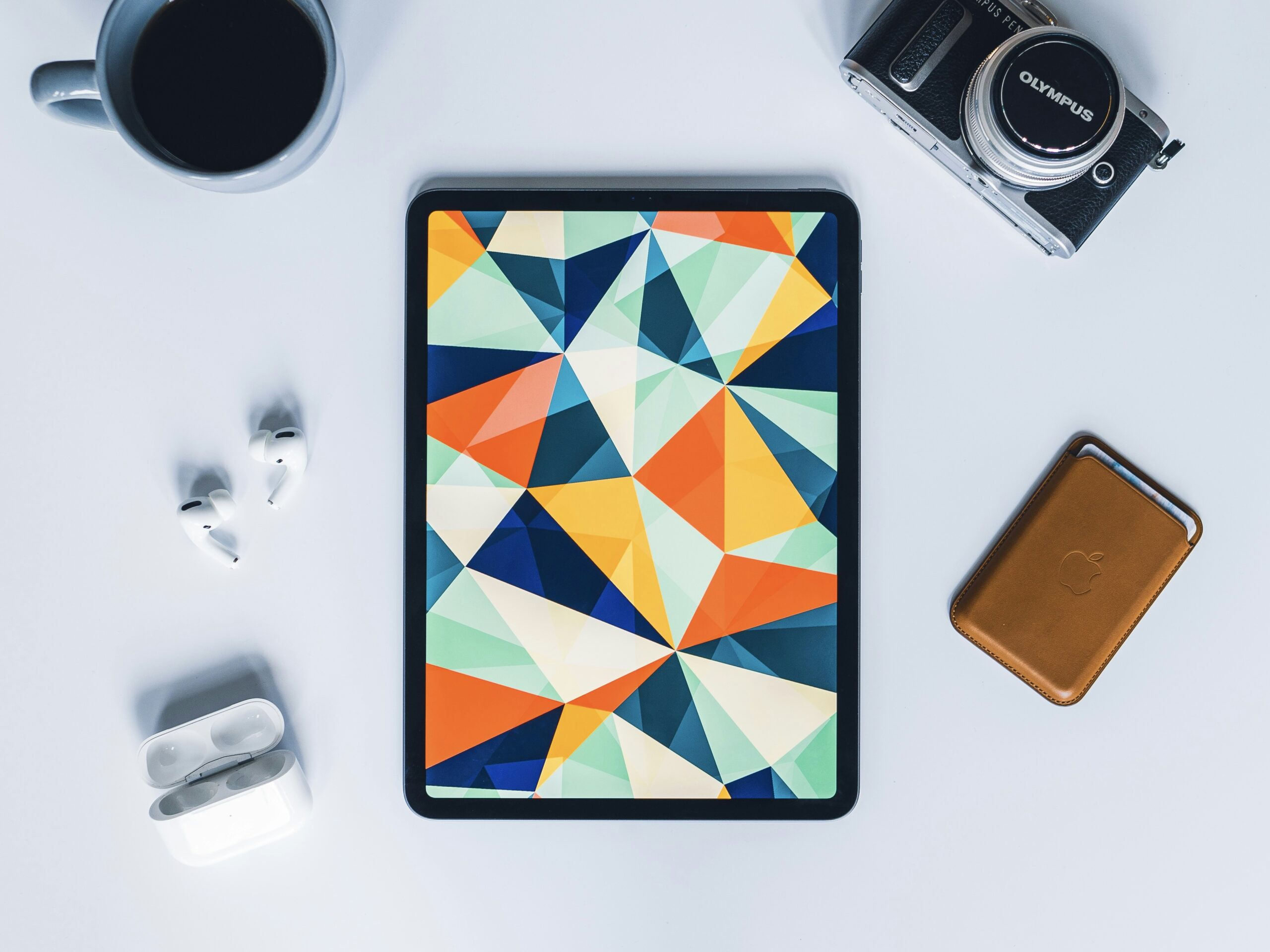 Samsung Galaxy Tab A 9.7-Inch 16GB (Smoky Titanium) (Renewed)